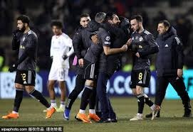 刘健：邵佳一做到了对每个人都公平，下班在路上也要思考问题